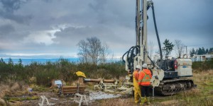 sonic drilling equipment and crew